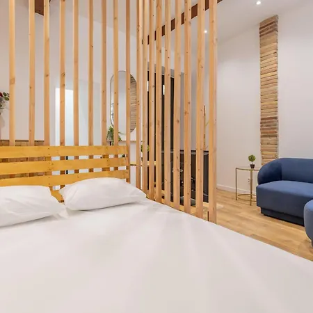 Pharaon - Au Coeur Des Carmes Métro